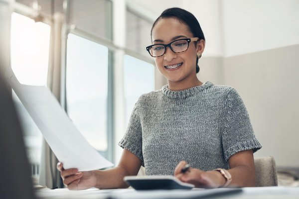 Quels sont les principaux secteurs qui recrutent des frontaliers au Luxembourg ?